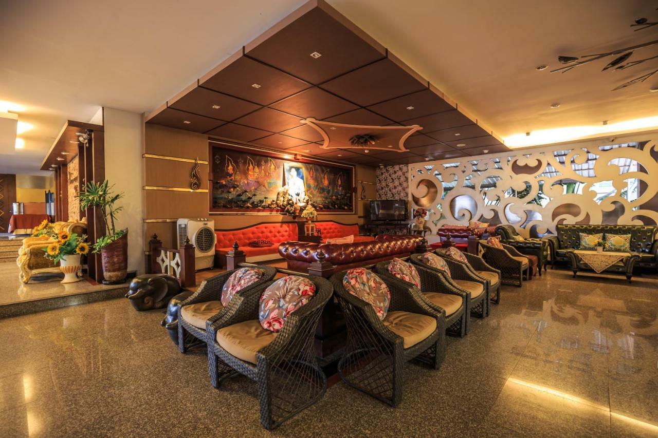 Kwan Ruen Park Hotel Nakhonratcsaszima Kültér fotó
