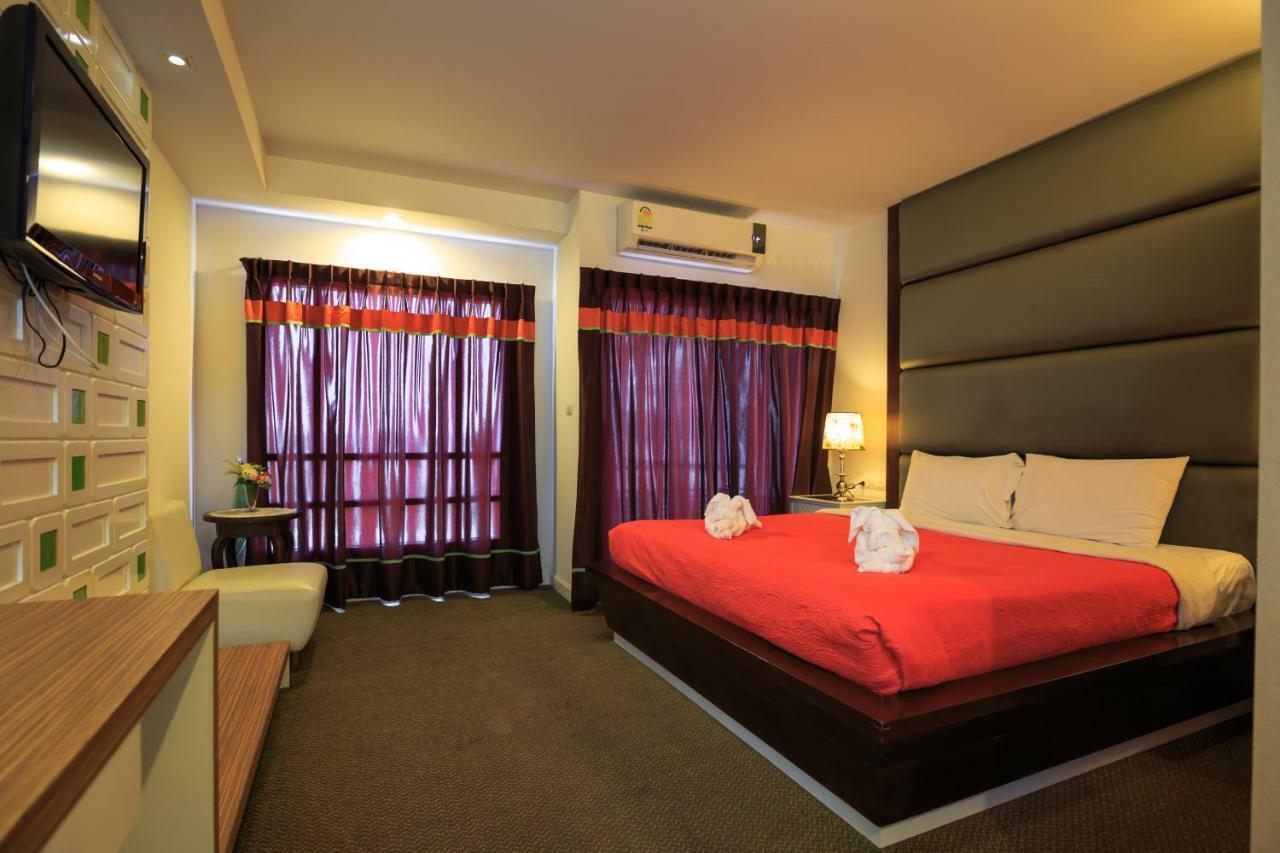 Kwan Ruen Park Hotel Nakhonratcsaszima Kültér fotó