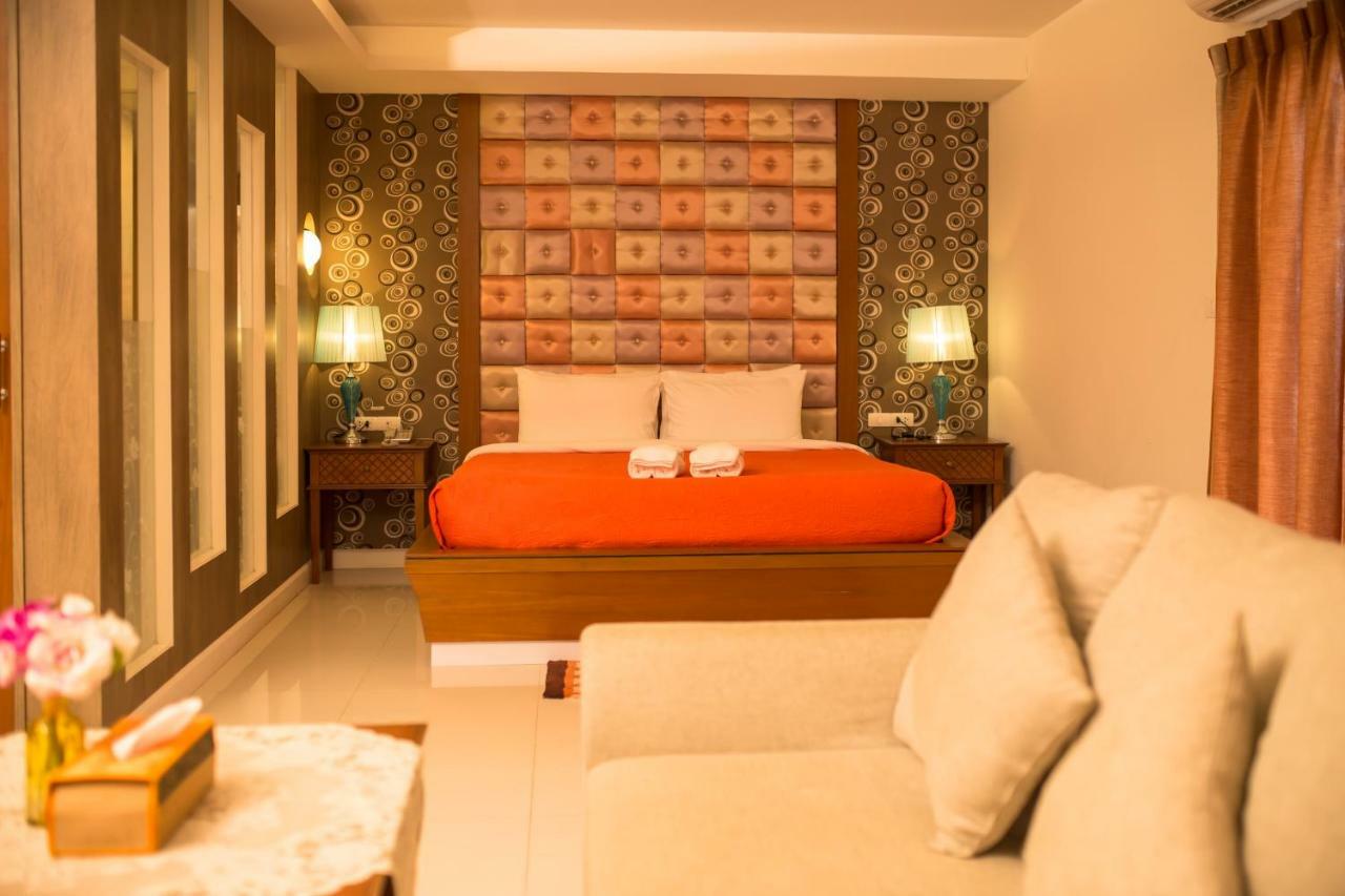Kwan Ruen Park Hotel Nakhonratcsaszima Kültér fotó